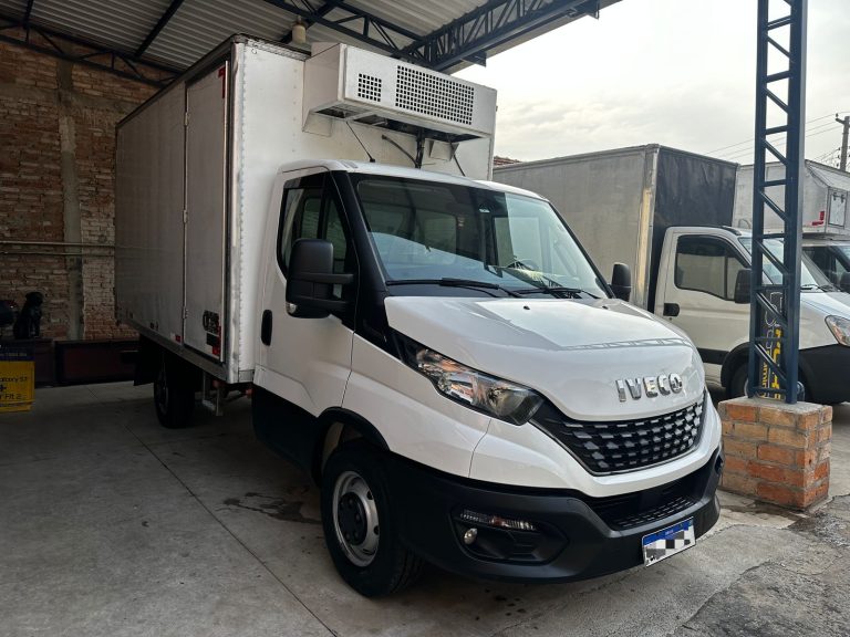 IVECO DAILY 35-150 CS – BAÚ REFRIGERADO