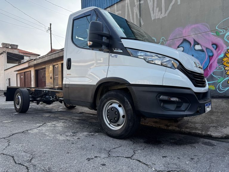 IVECO DAILY 35-160 CS CHASSIS