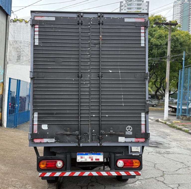 HYUNDAI – HR