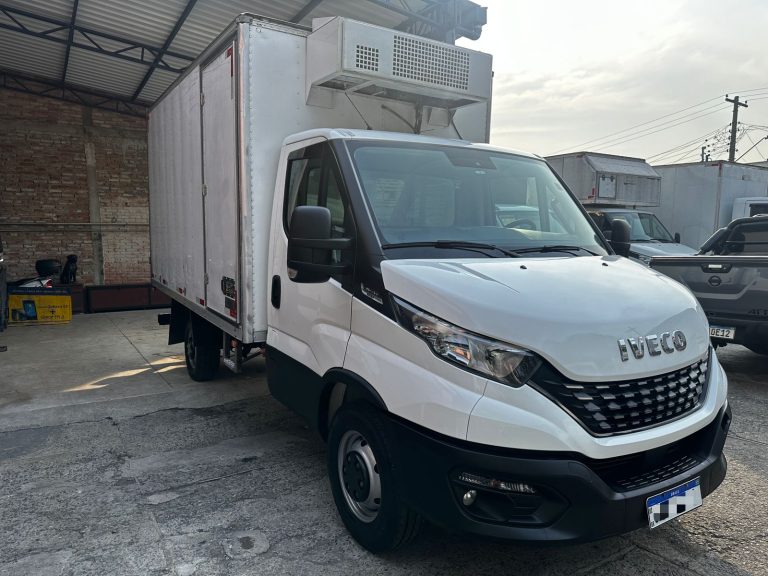 IVECO DAILY 35-150 CS – BAÚ REFRIGERADO