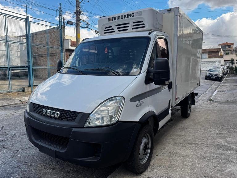 IVECO DAILY 35s14 – BAÚ REFRIGERADO