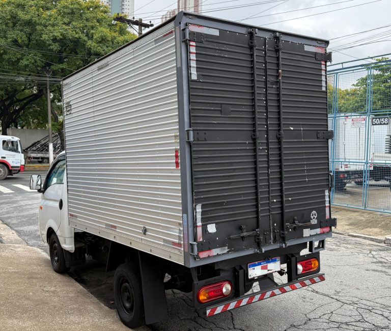 HYUNDAI – HR