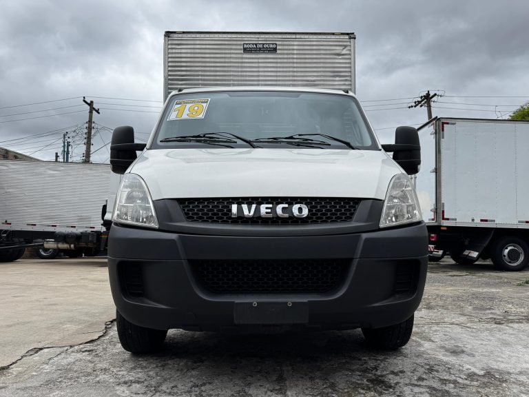 IVECO DAILY 35s14 CS BAÚ