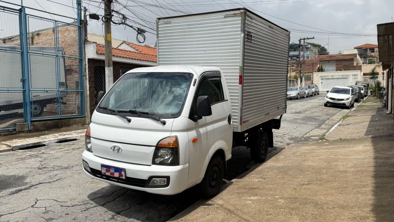 HYUNDAI – HR