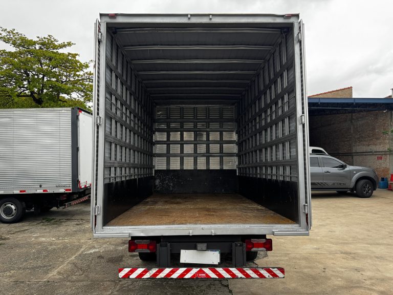 IVECO DAILY 35s14 CS BAÚ
