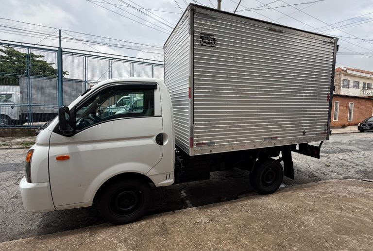 HYUNDAI – HR
