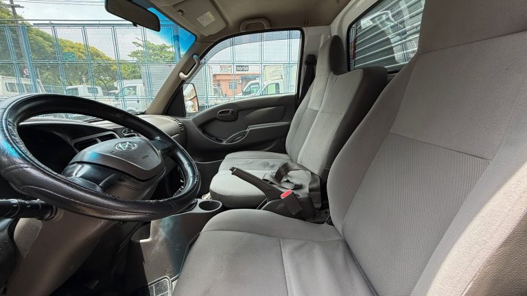 HYUNDAI – HR