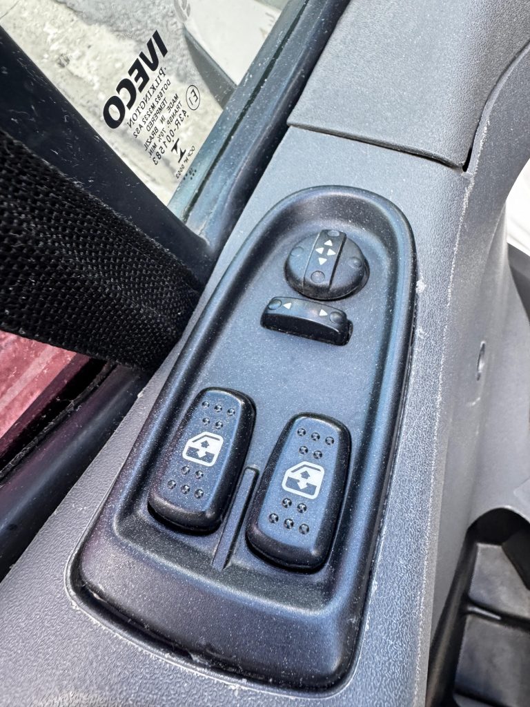 IVECO DAILY 35s14 – BAÚ REFRIGERADO