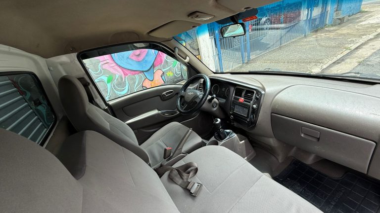 HYUNDAI – HR
