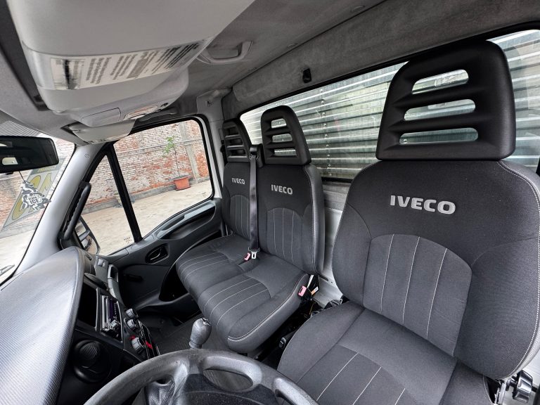IVECO DAILY 35s14 CS BAÚ