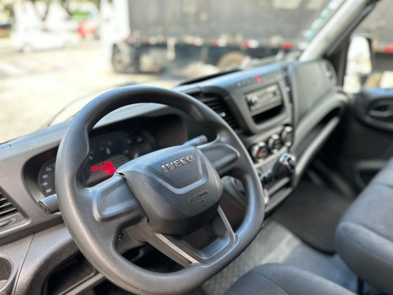 IVECO DAILY 35-150 CS – BAÚ REFRIGERADO