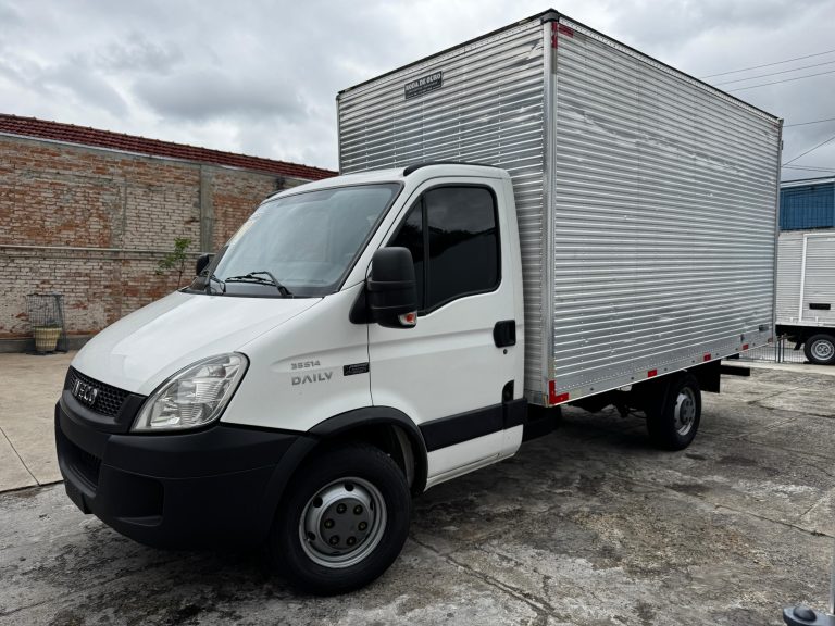 IVECO DAILY 35s14 CS BAÚ