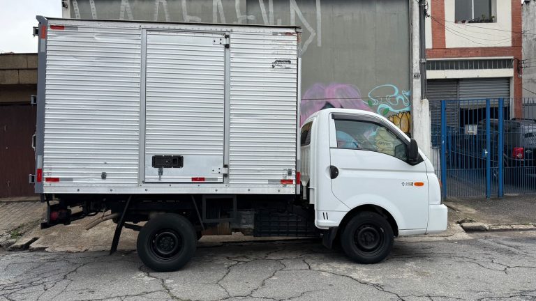 HYUNDAI – HR