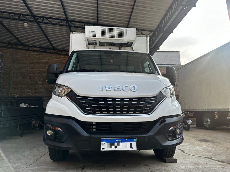 IVECO DAILY 35-150 CS – BAÚ REFRIGERADO