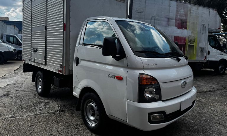 HYUNDAI – HR