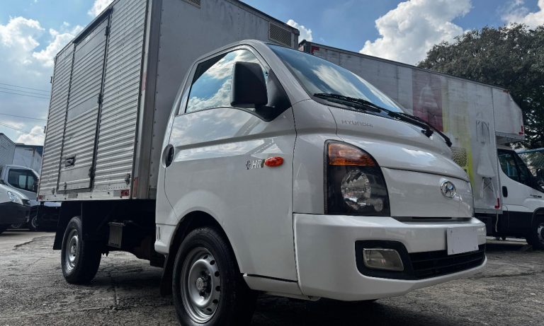 HYUNDAI – HR