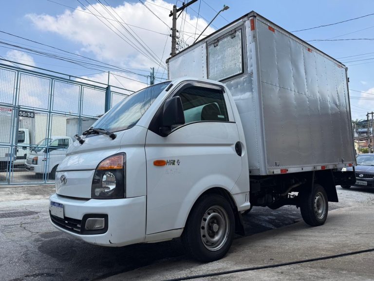 HYUNDAI HR