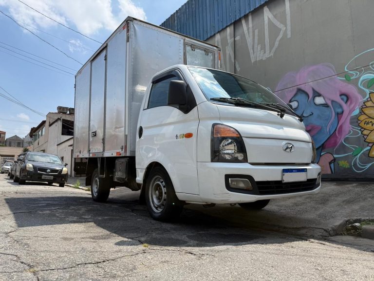 HYUNDAI HR