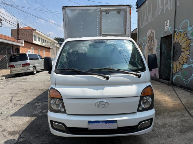 HYUNDAI HR