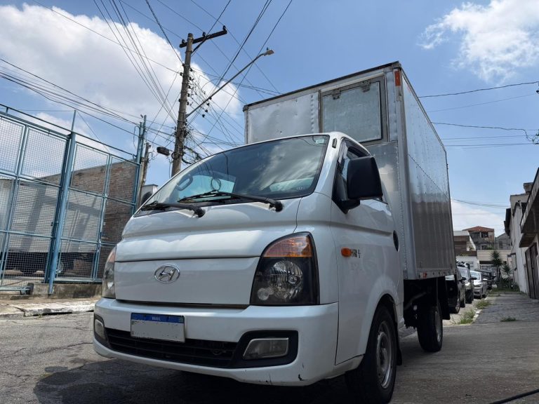 HYUNDAI HR
