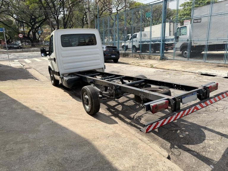 IVECO DAILY 35s14 2011
