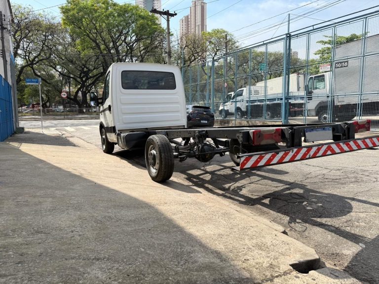 IVECO DAILY 35s14 2011