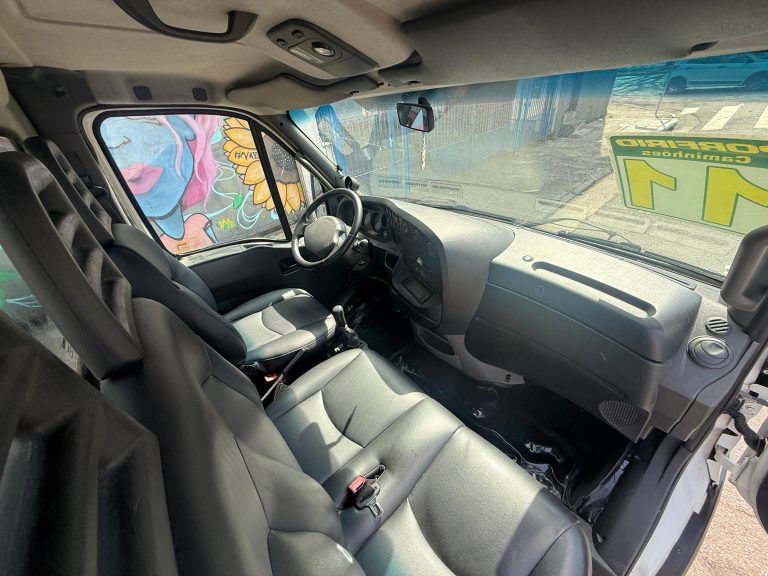 IVECO DAILY 35s14 2011