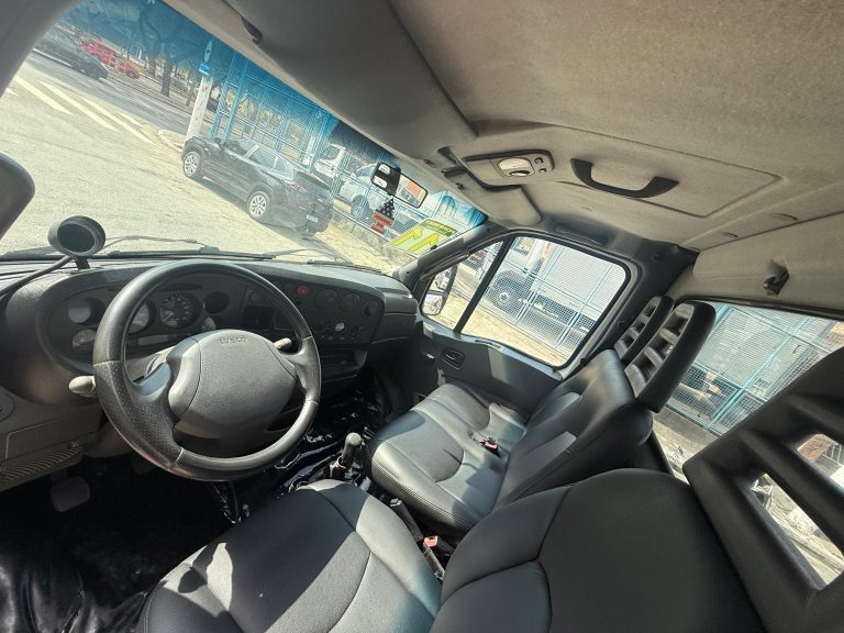IVECO DAILY 35s14 2011