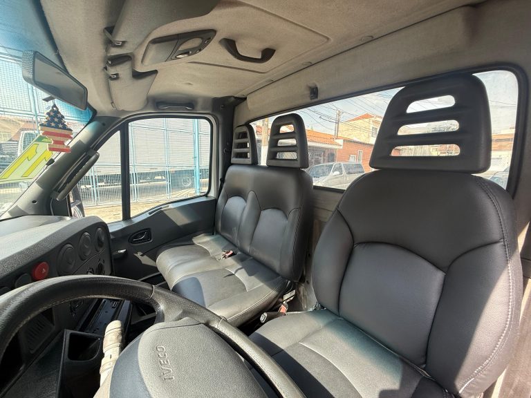 IVECO DAILY 35s14 2011